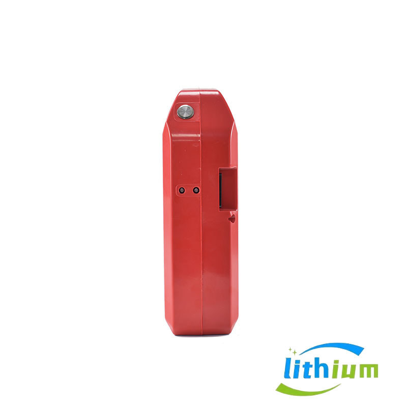 전기 포크리프트 48V 리?? 이온 배터리 검은색 산업용에서 일관된 성능을 보장하는 견고한 디자인